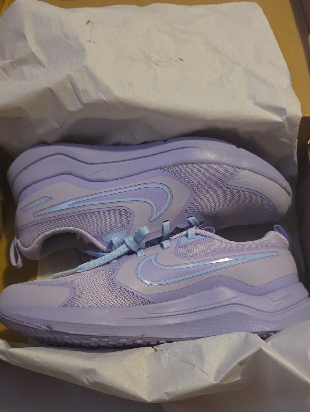 Nike Lavender and Light Blue Athletic Sneakers - Picture 7 of 8